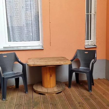 Km1 Small Two-room With Terrace Appartement *