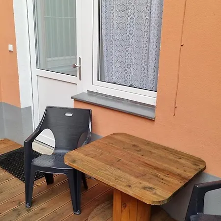Km1 Small Two-room With Terrace * Berlim